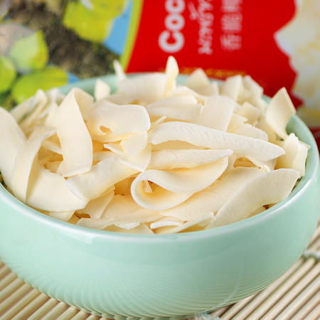 金啦哩香脆椰子片40g泰國進(jìn)口純椰肉濃香烤椰片特產(chǎn)休閑零食品不甜不膩人